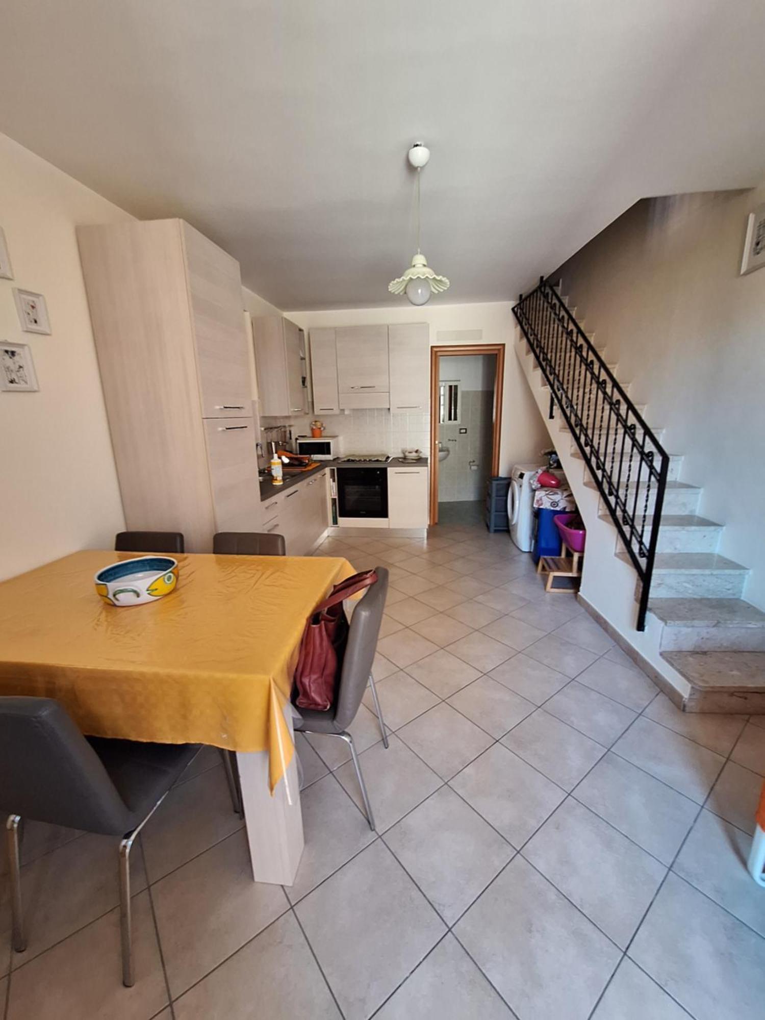 הוילה קסטלמולה Casa Colapesce מראה חיצוני תמונה