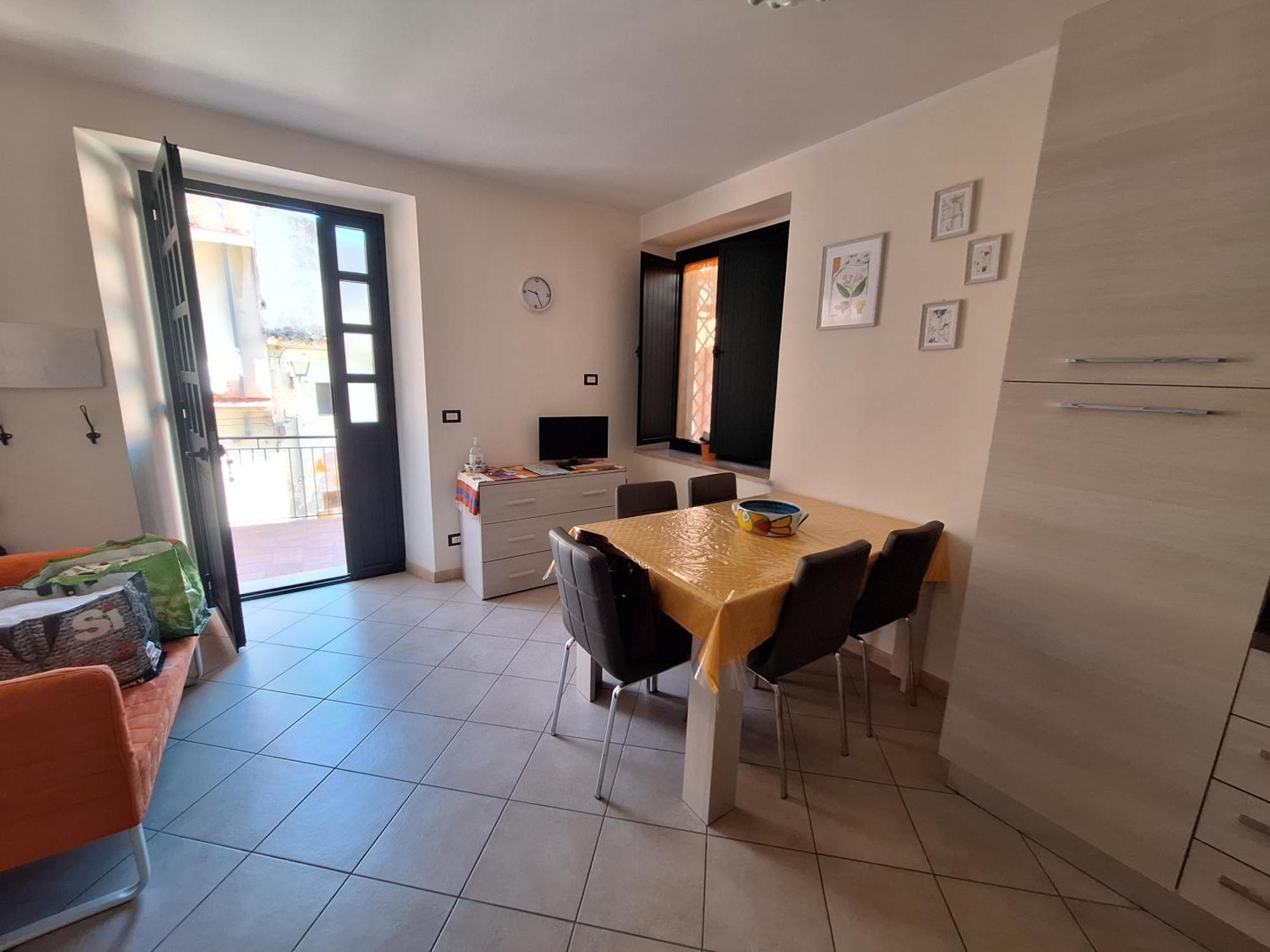 הוילה קסטלמולה Casa Colapesce מראה חיצוני תמונה
